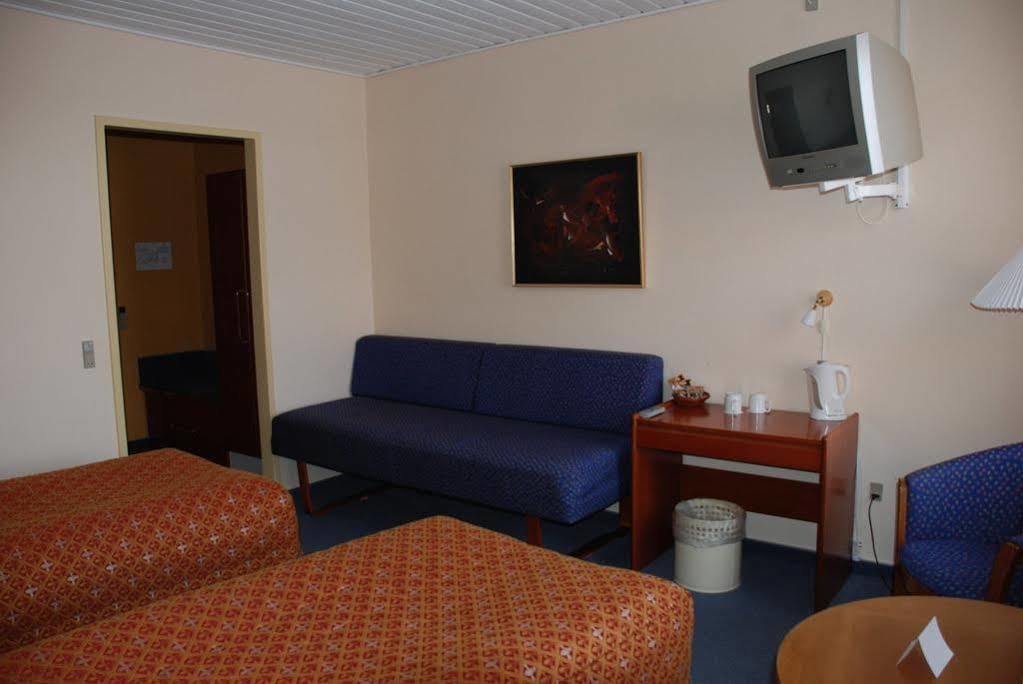 Hotel Pinenhus Glyngøre Екстериор снимка